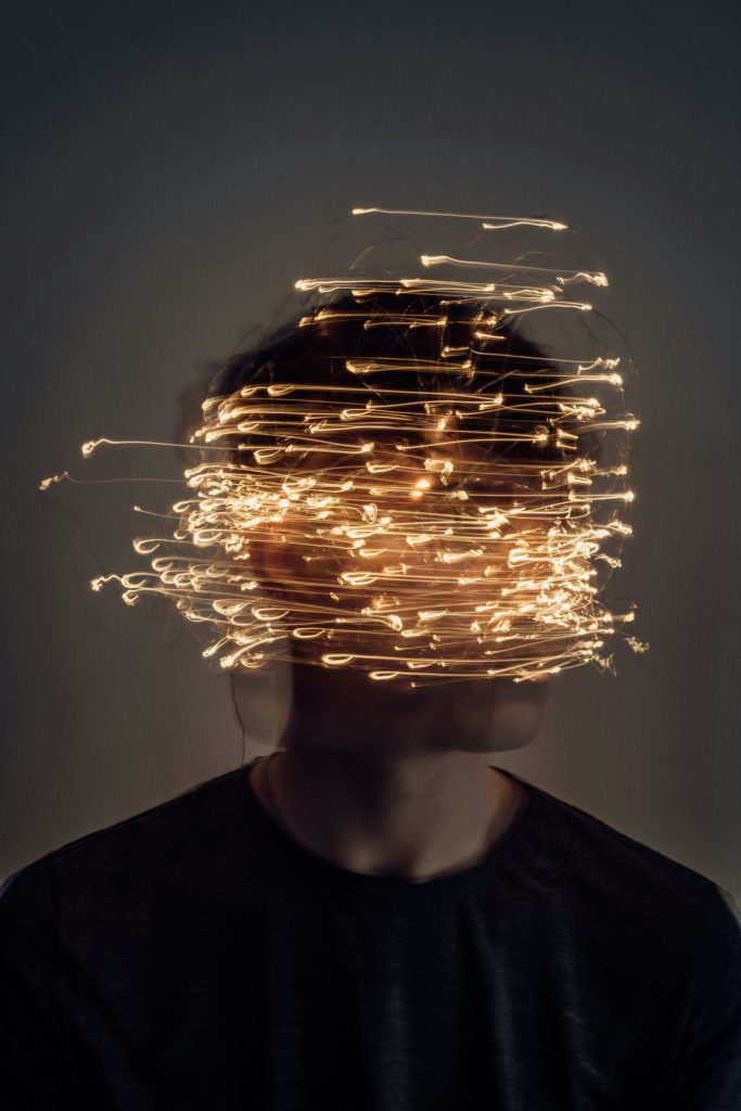 Imagem alusiva ao blog com o tema "Viver o Luto em Momentos Felizes".